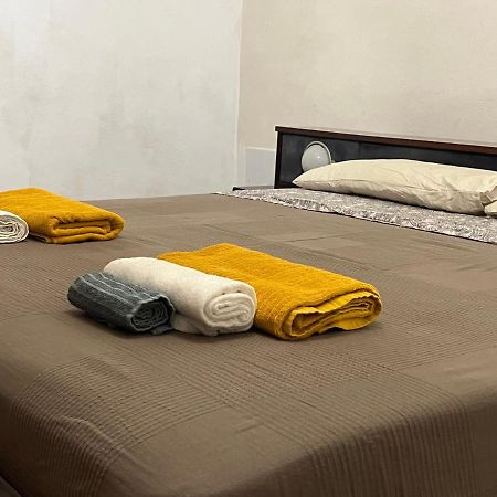 Casa Di Mirto Panzió Chiaramonte Gulfi Kültér fotó
